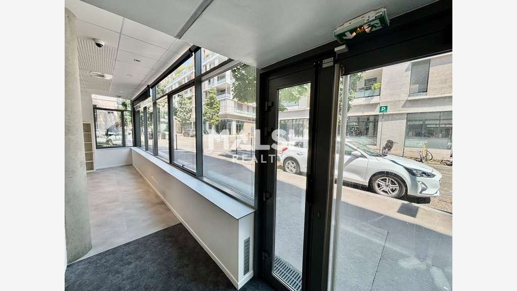 BUREAUX 78 m² - LYON 7 - À LOUER