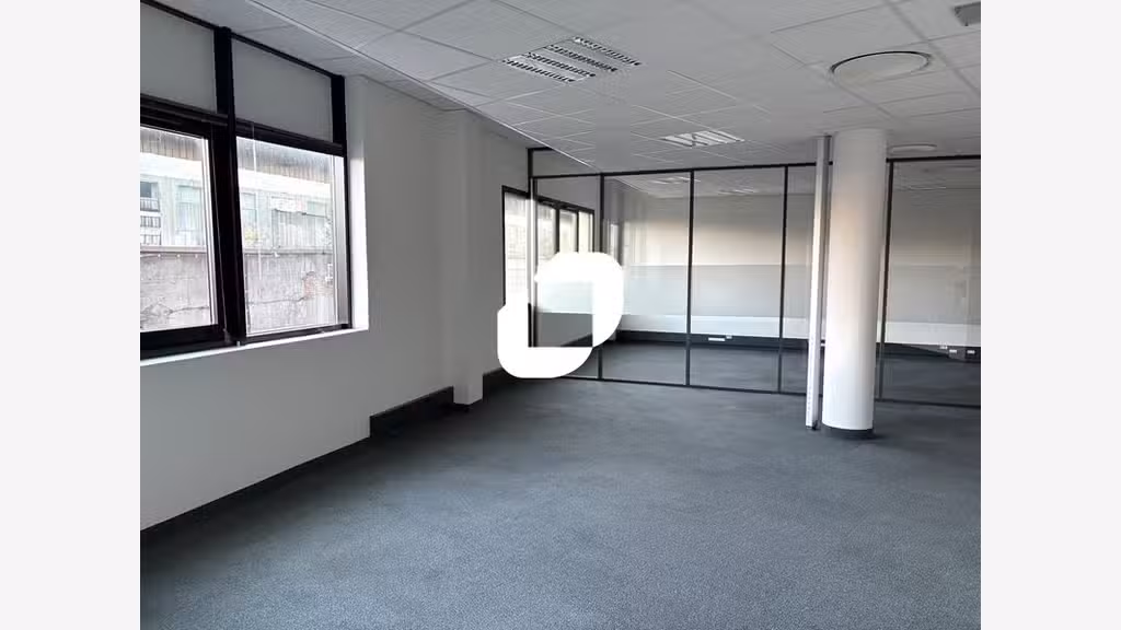 A louer Bureaux 456m² Lyon