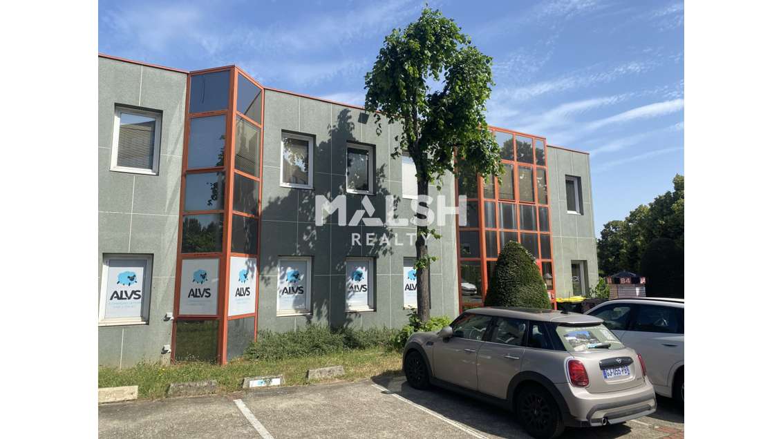 A louer bureaux 220m² à Lyon 7e Gerland 