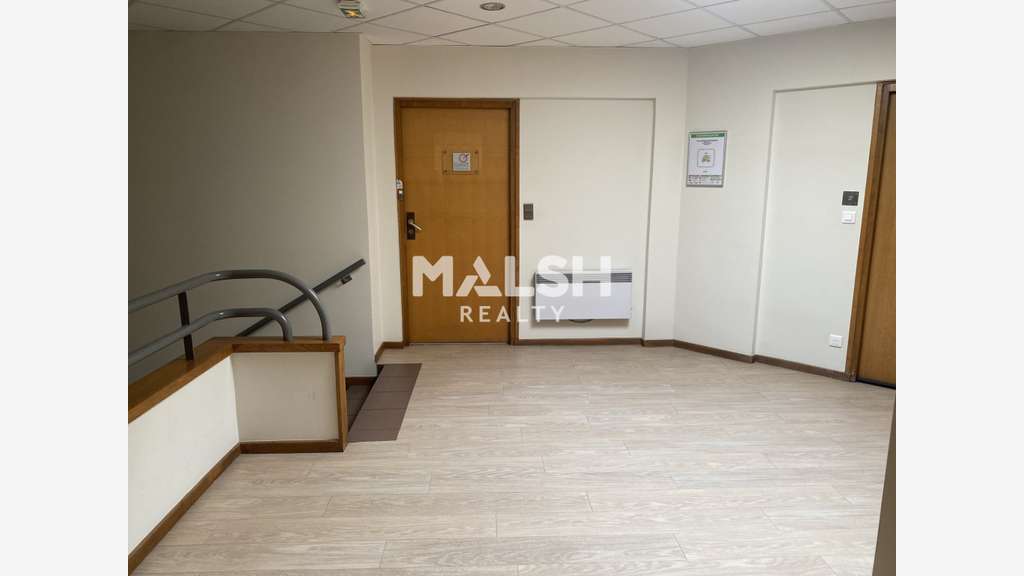 A louer bureaux 220m² à Lyon 7e Gerland