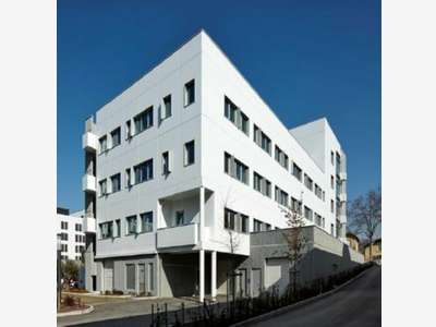 Bureaux en très bon état à louer à Lyon 8e Bioparc