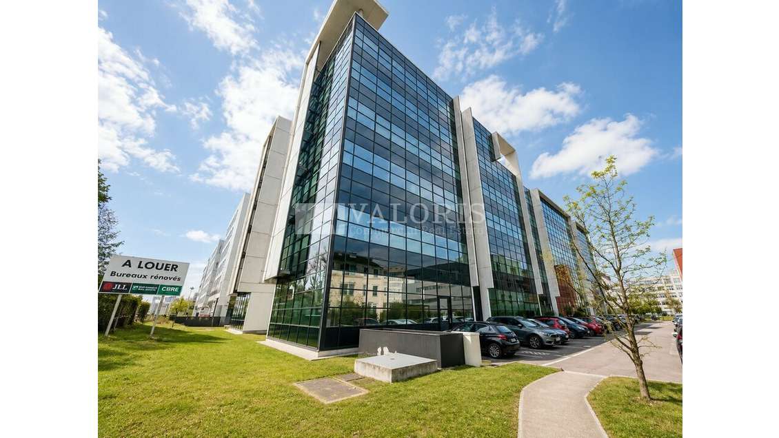LYON 8 - BUREAUX à louer