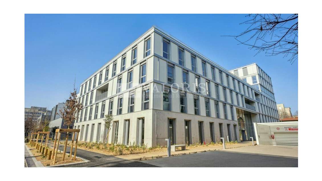 LYON 8 - BUREAUX à louer