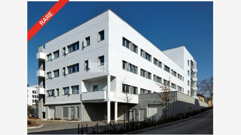 Bureaux lumineux à partir de 626m² à louer Lyon 8e