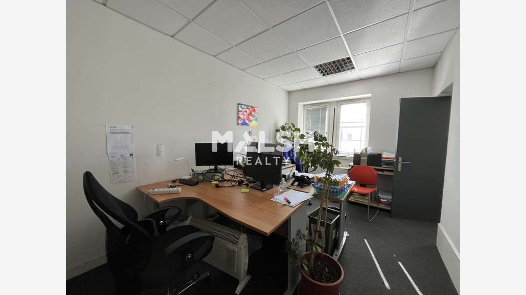 Bureaux de 150m² à louer à Lyon 9 quai de Saône