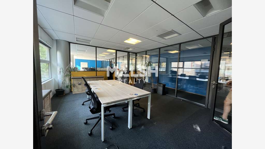 Bureaux 64m² ou 95m² à louer à Lyon 9e
