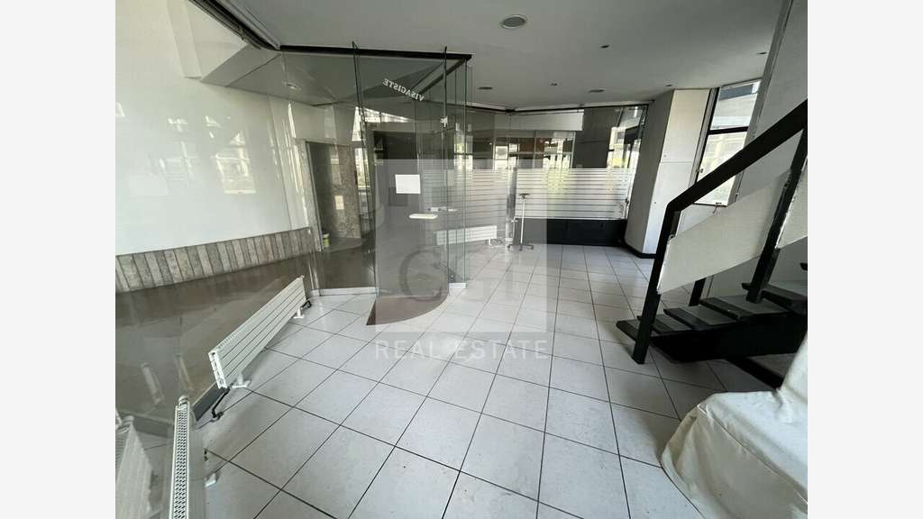 Bureaux lumineux 58m² à louer Lyon 9ème proche A6