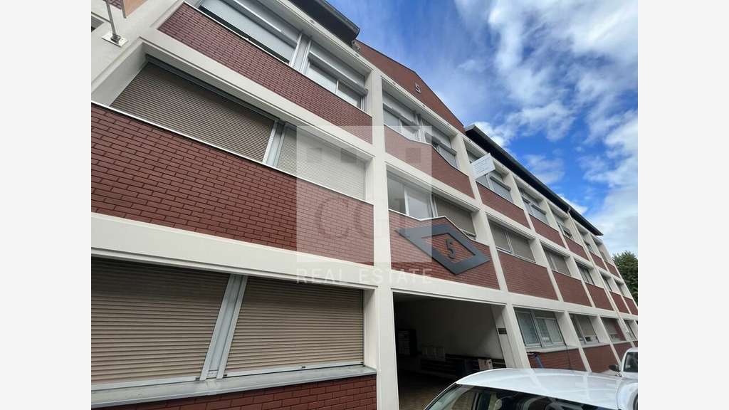 Bureaux 144m² à louer à Lyon 9e proche A6