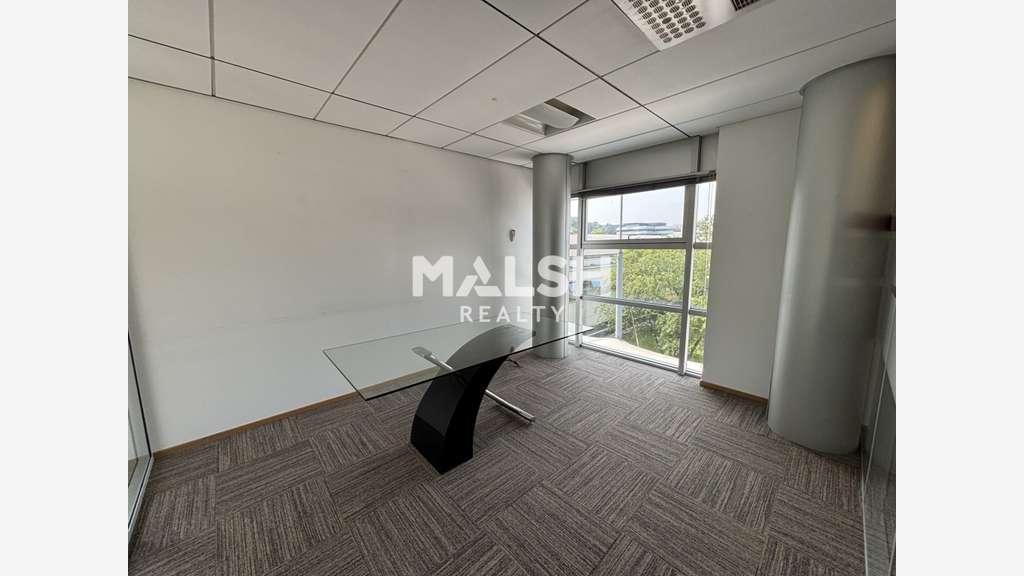 Bureaux 192m² à louer parc tertiaire à Lyon 9e