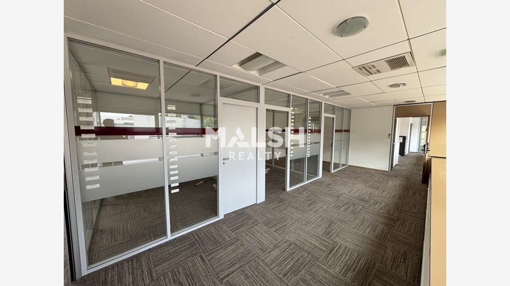 Bureaux 192m² à louer parc tertiaire à Lyon 9e