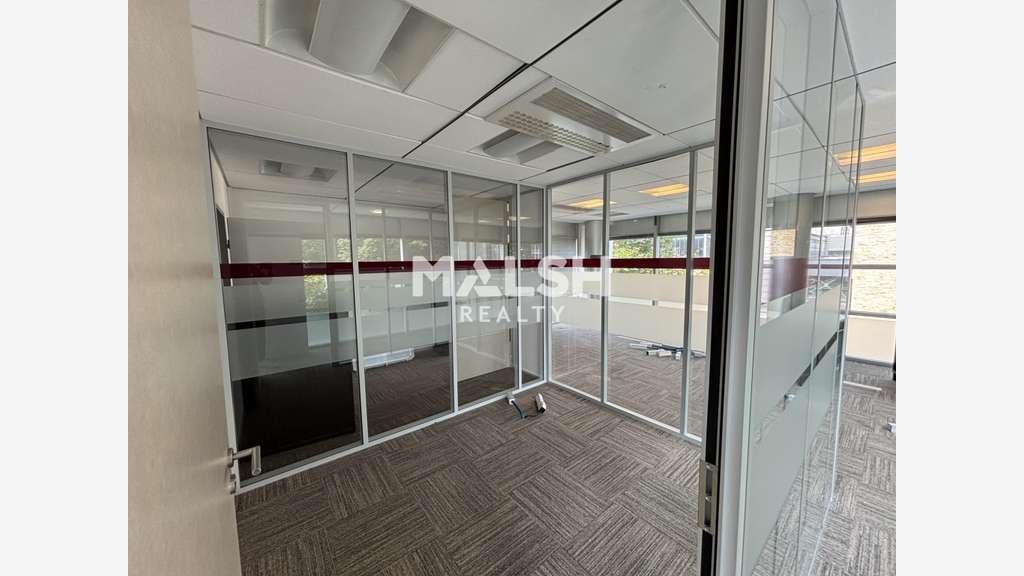 Bureaux 192m² à louer parc tertiaire à Lyon 9e
