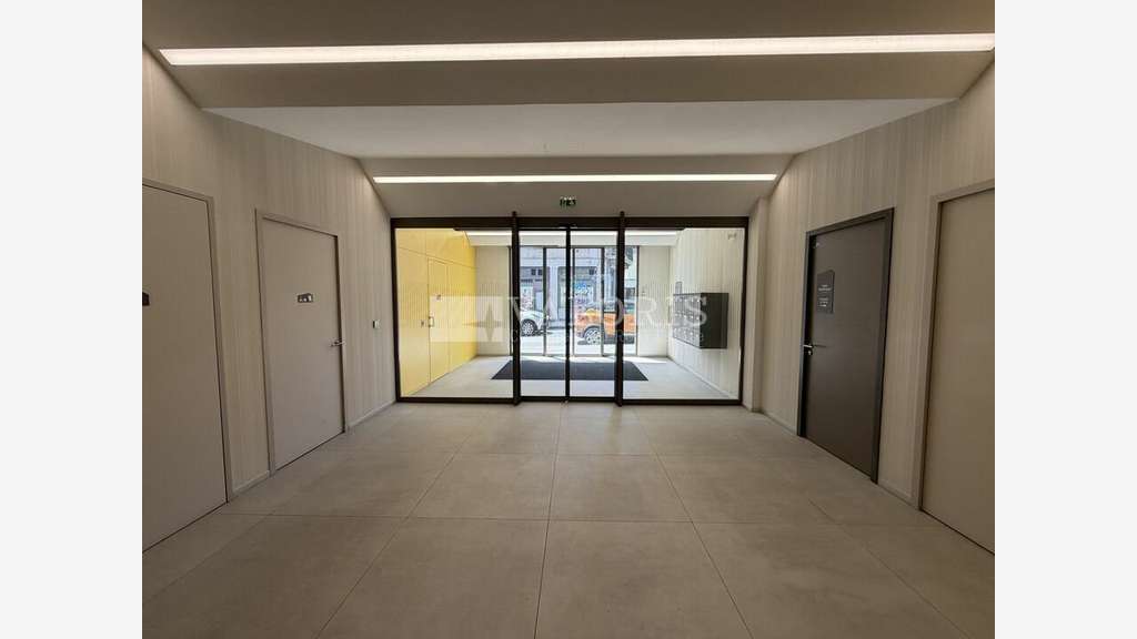 Bureaux de 227m² à louer à Lyon 69009