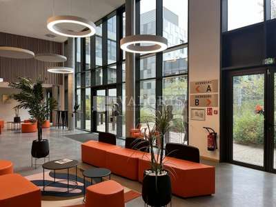 Location Bureaux à Lyon 9e