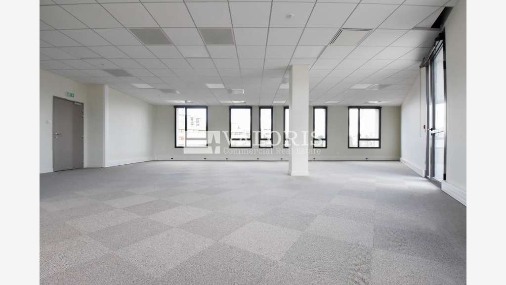 Bureaux récents à louer Lyon 9e proche A6 Techlid