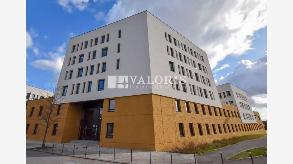 Bureaux récents à louer Lyon 9e proche A6 Techlid