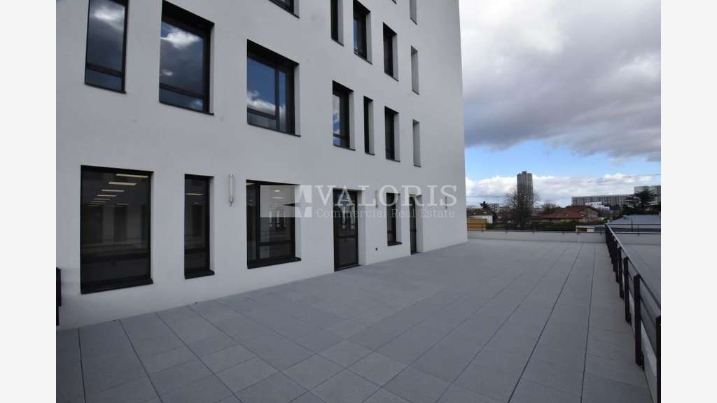 Bureaux récents à louer Lyon 9e proche A6 Techlid