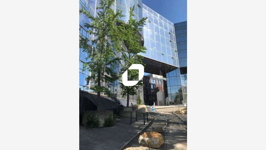 A louer bureaux de 1989m² à Lyon Vaise St Pierre
