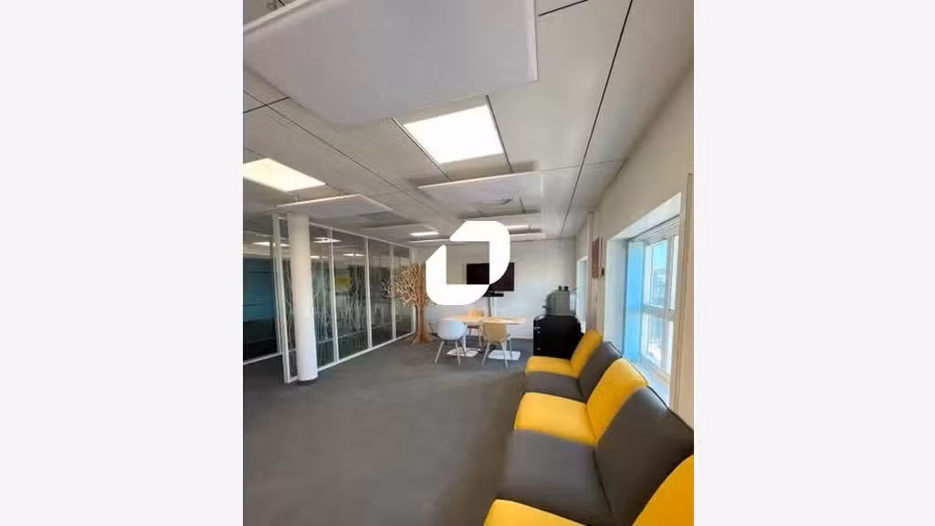 A louer bureaux de 1989m² à Lyon Vaise St Pierre