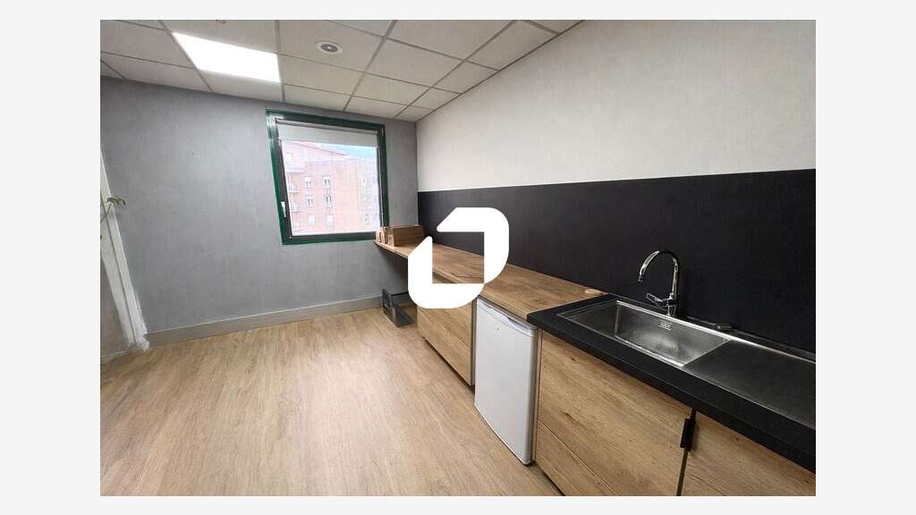 A louer Bureaux 324m² Lyon