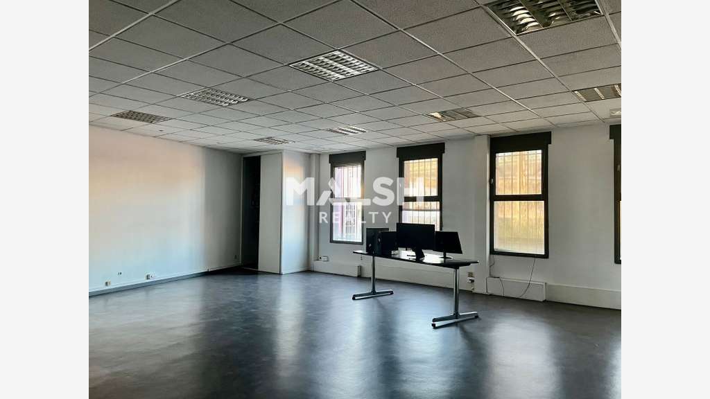 A louer bureaux 140m² à Lyon 9e Gorge de Loup