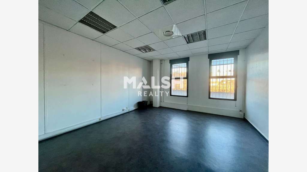 A louer bureaux 140m² à Lyon 9e Gorge de Loup