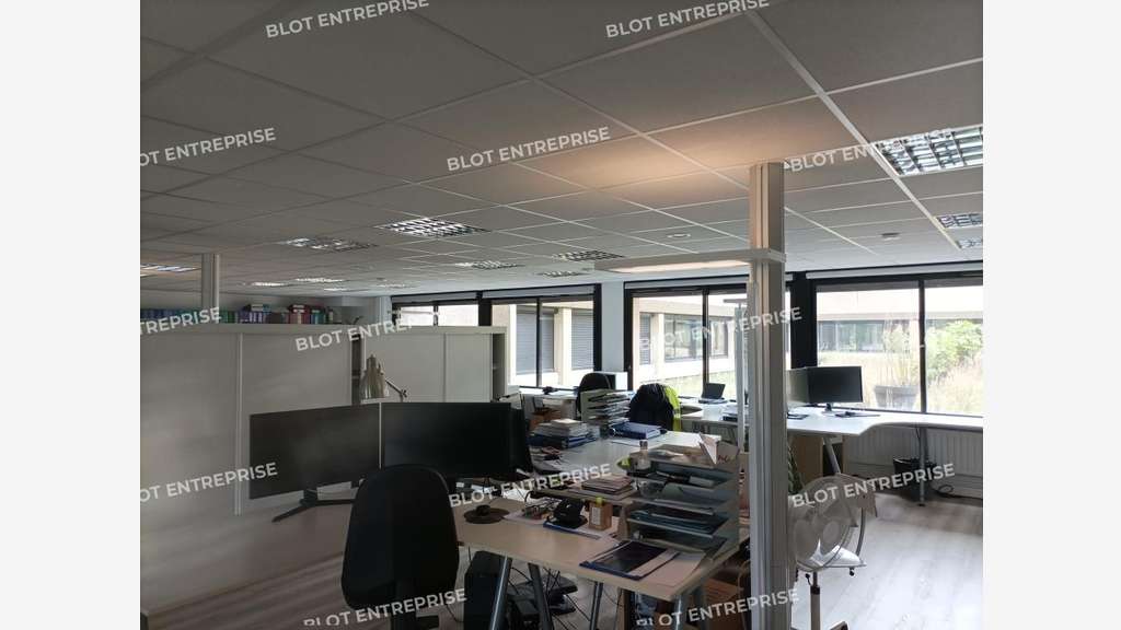 A louer bureaux 220m² PMR à Nantes Beaulieu