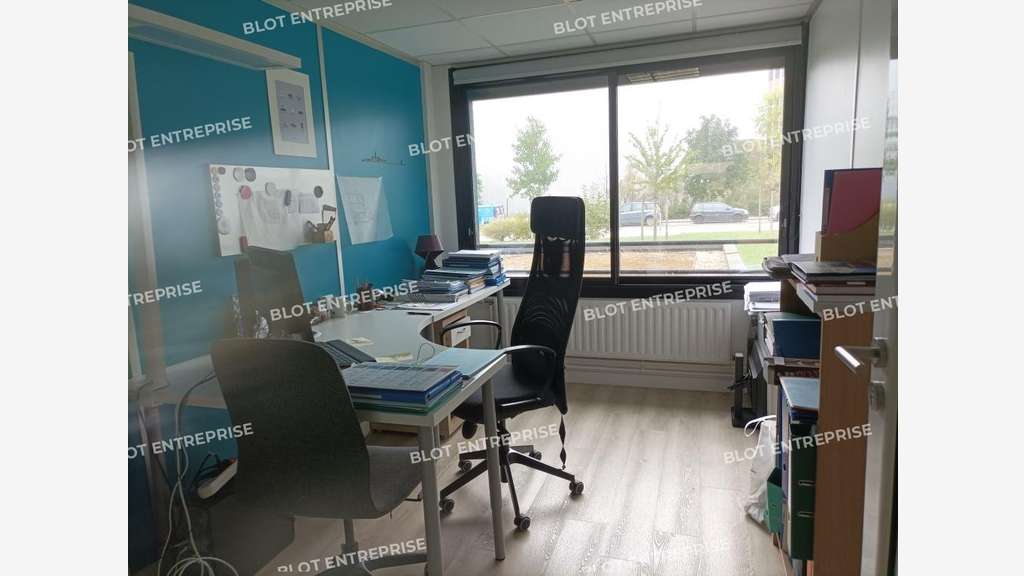 A louer bureaux 220m² PMR à Nantes Beaulieu