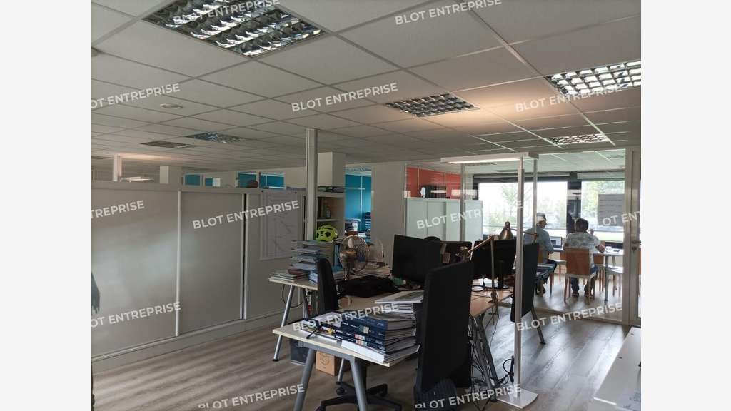 A louer bureaux 220m² PMR à Nantes Beaulieu