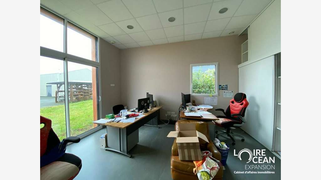 Bureaux 135m² à louer à Machecoul