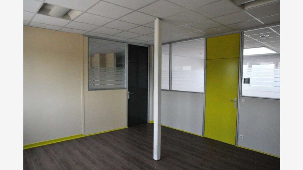 Location bureaux divisibles d'une surface de 500