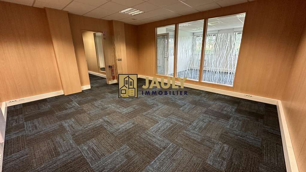 A louer bureaux 184m² proche TGV Magny-le-Hongre