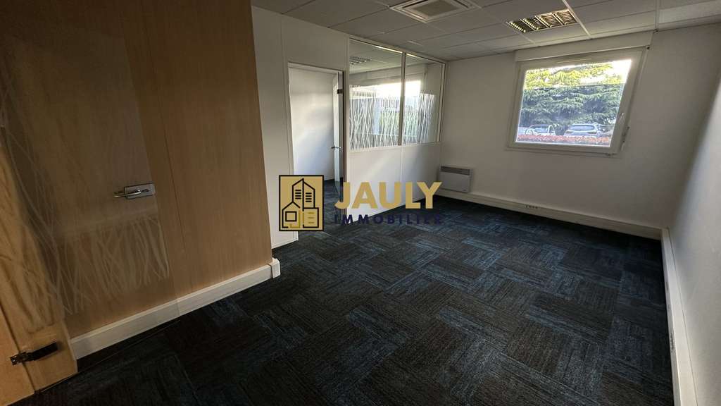 A louer bureaux 184m² proche TGV Magny-le-Hongre