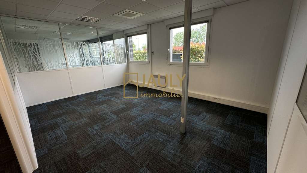 A louer bureaux 184m² proche TGV Magny-le-Hongre