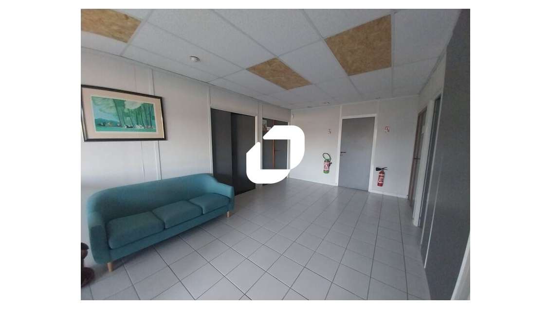 A louer Bureaux 40m² Magny les hameaux
