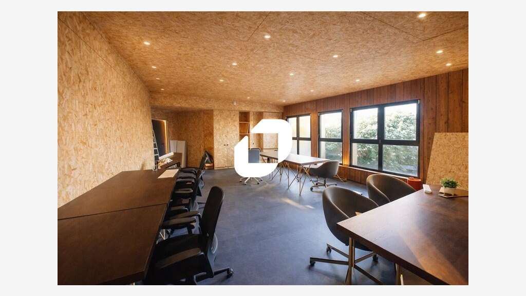 A louer Bureaux 40m² Magny les hameaux