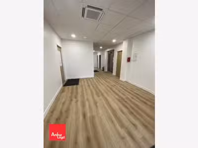 A louer bureaux de 27m² rénovés à Mainvilliers