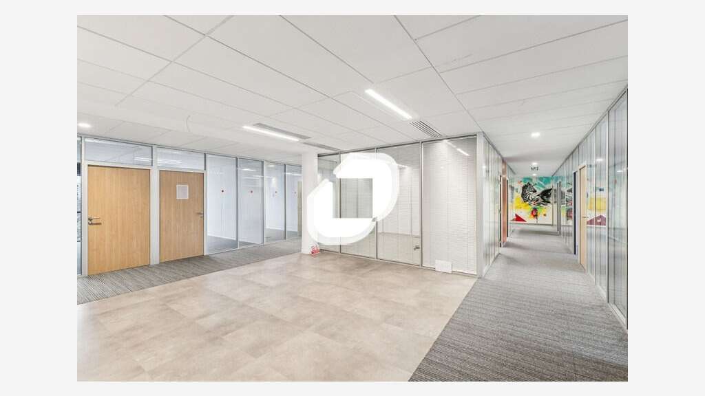 A louer Bureaux 552m² Maisons alfort