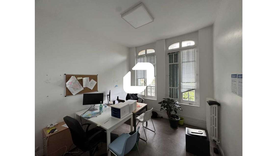 A louer Bureaux 154m² Malakoff
