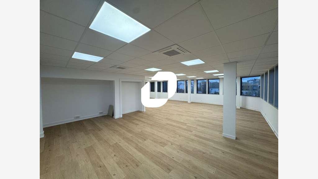 A louer Bureaux 111m² Malakoff