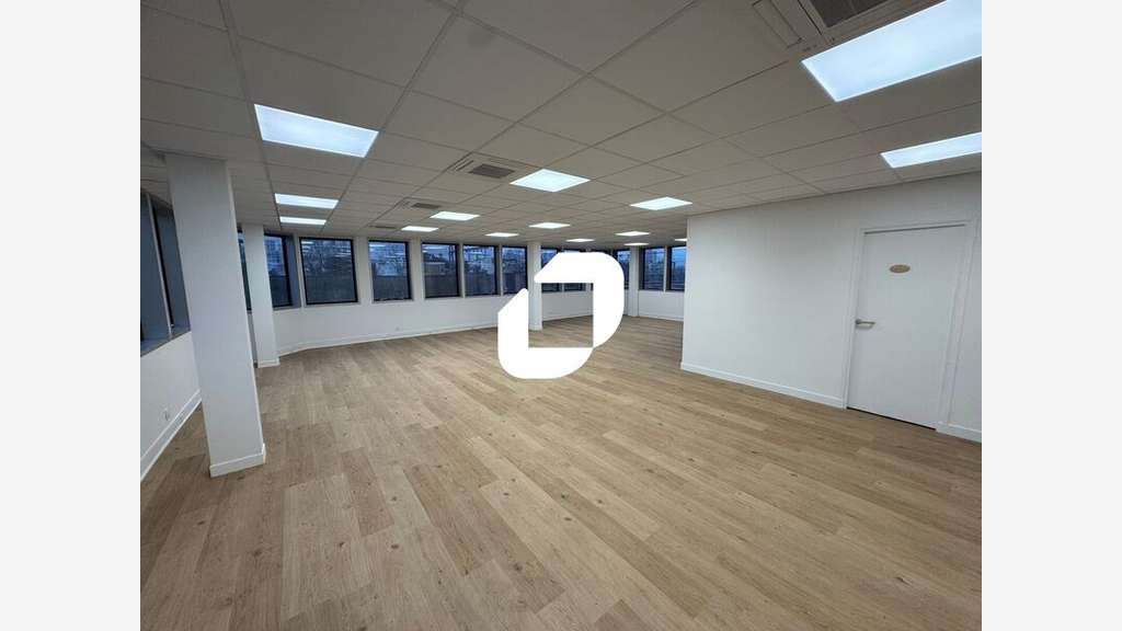 A louer Bureaux 111m² Malakoff