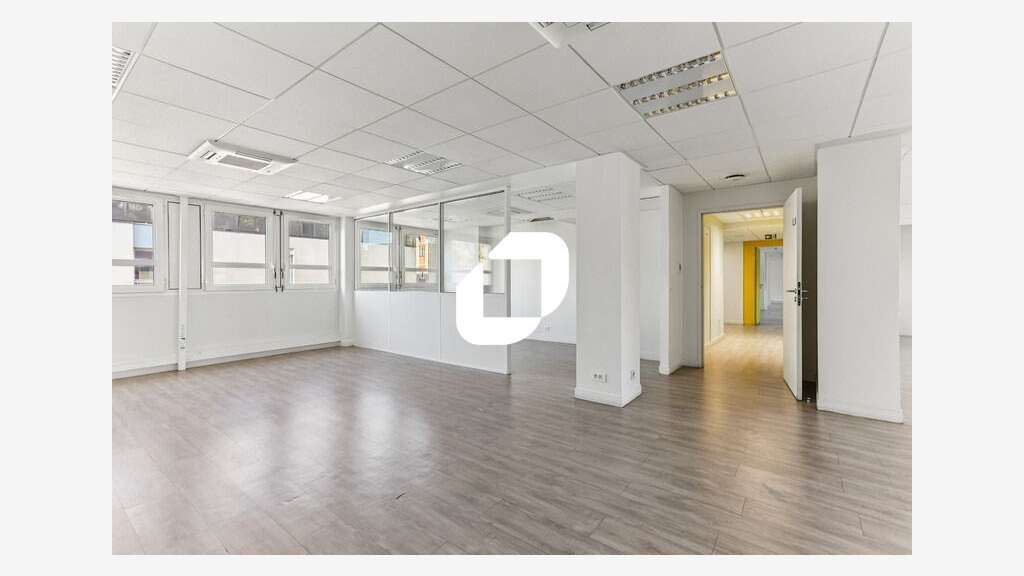 A louer Bureaux 699m² Malakoff