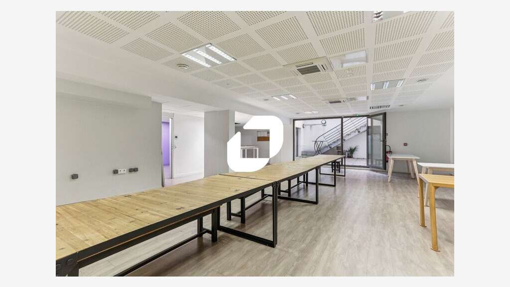 A louer Bureaux 699m² Malakoff