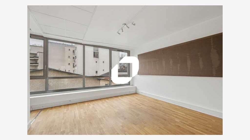 A louer Bureaux 250m² Malakoff