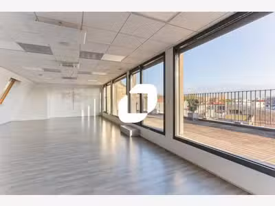 A louer Bureaux 699m² Malakoff