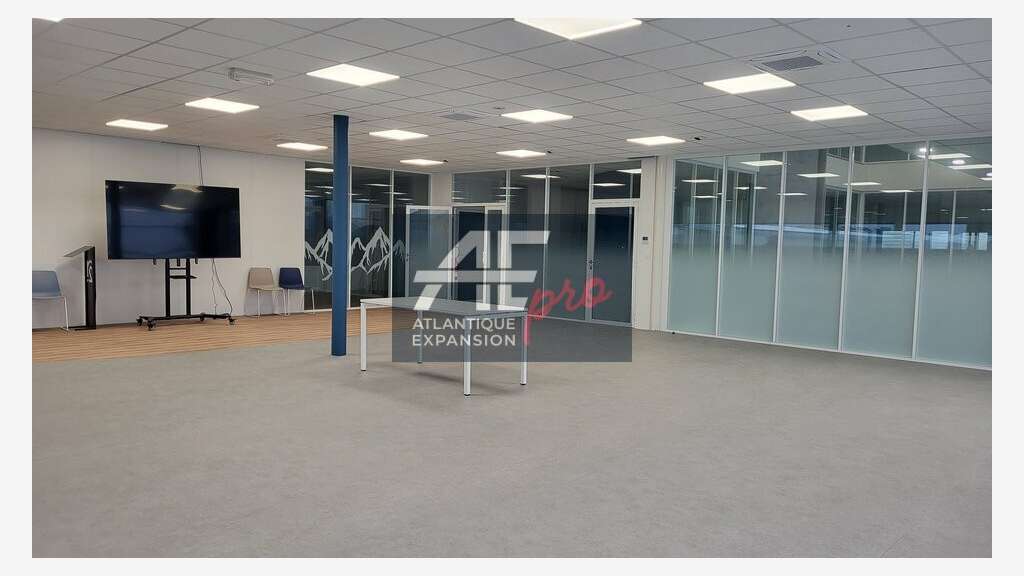 Bureaux 179m² R+1 à louer entre Nantes et Savenay