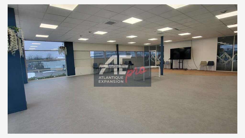 Bureaux 179m² R+1 à louer entre Nantes et Savenay