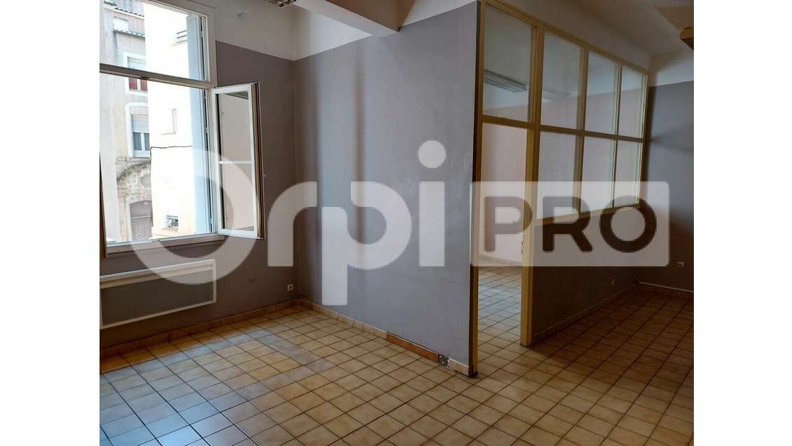A louer locaux professionnels 70m² à Manosque