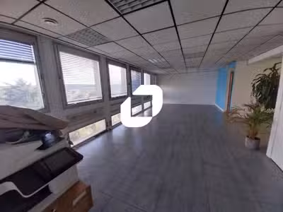 A louer Bureaux 155m² Mantes la jolie
