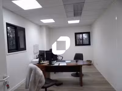 A louer Bureaux 115m² Mantes la ville