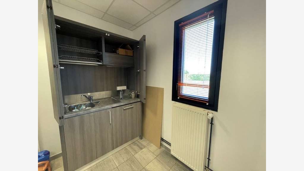 Local professionnel 120m² à Marange Silvange